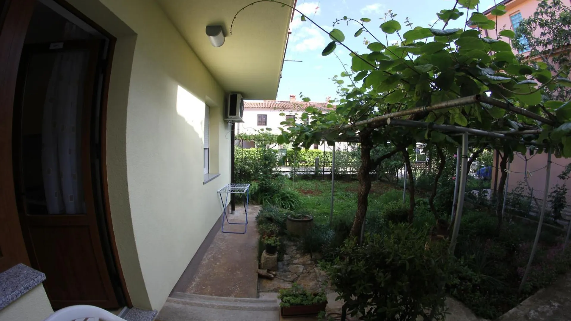 Apartments Neno Ουμάγκ