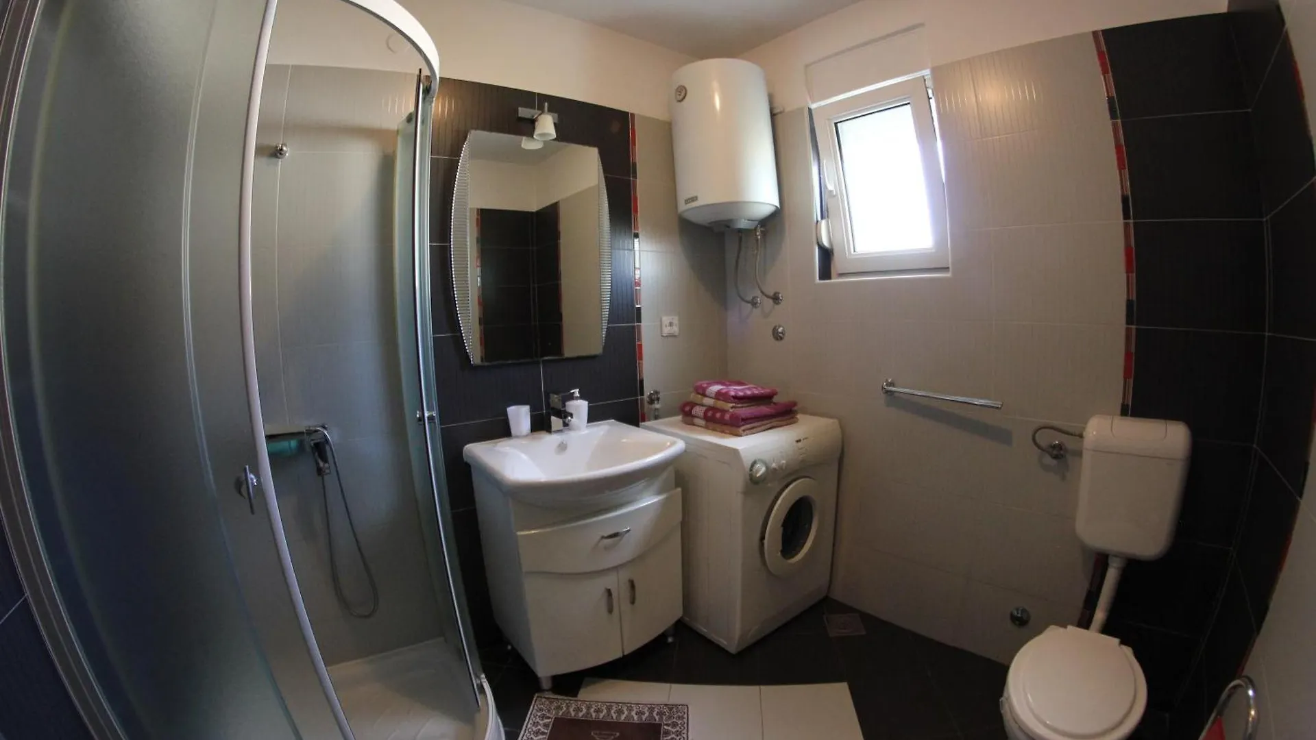 Apartments Neno Ουμάγκ