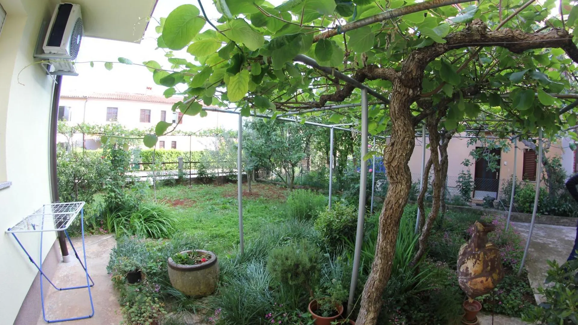 Apartments Neno Ουμάγκ