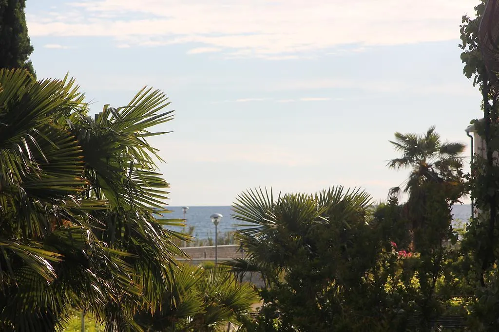 Apartments Neno Ουμάγκ